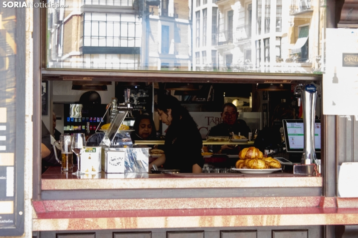 Un paseo fotográfico por el Collado un lunes cualquiera del mes de mayo / Isaac Cosin Gil