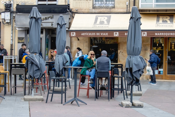 Un paseo fotográfico por el Collado un lunes cualquiera del mes de mayo / Isaac Cosin Gil