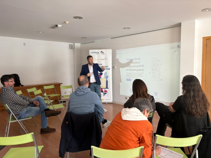 Medinaceli se prepara para la revolución digital: claves para impulsar el turismo y el comercio local