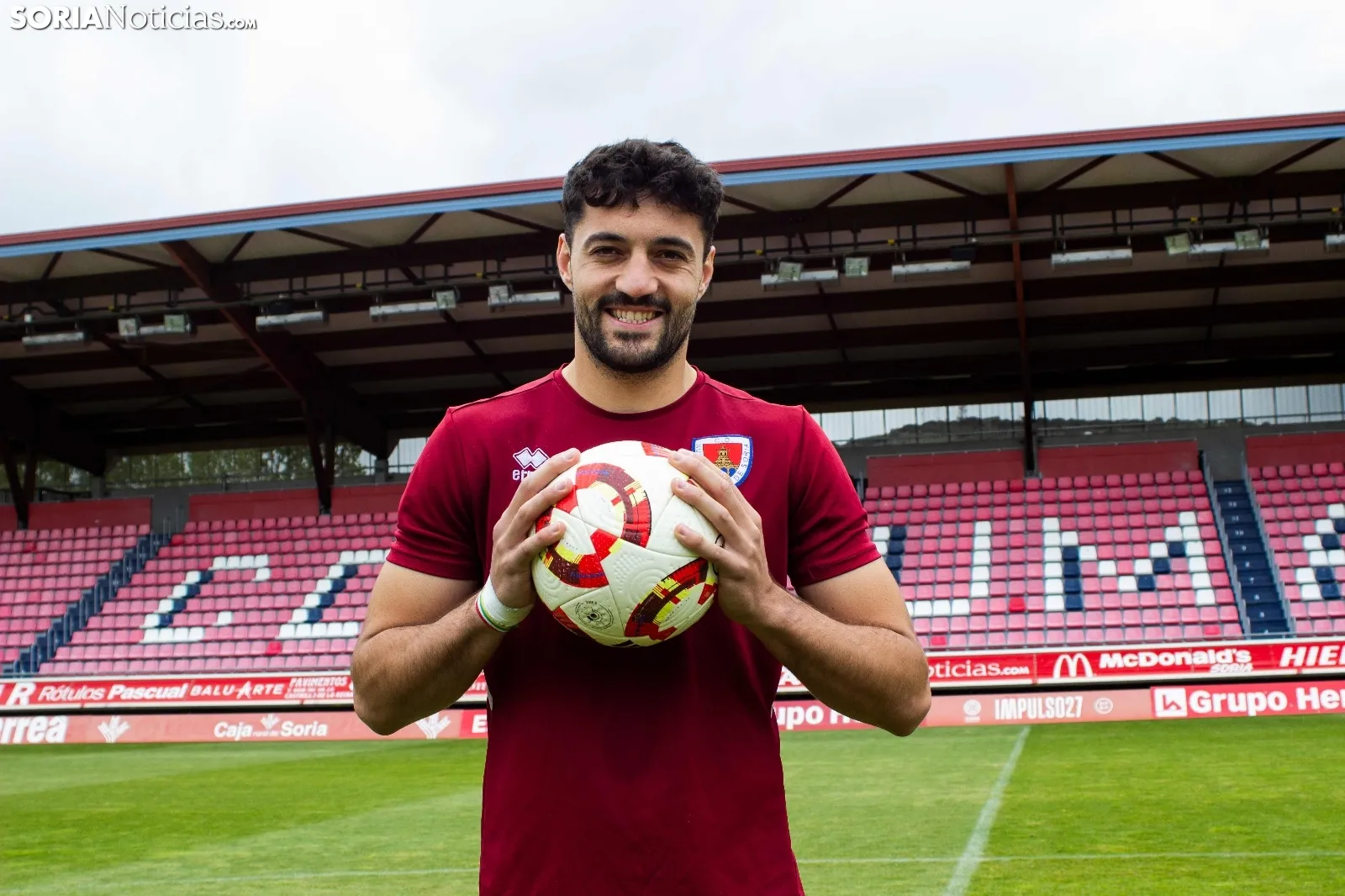 Foto 7 - Entrevista SN | Jony Gonz&aacute;lez, del doblete en Getafe a la cautela: "Sabemos que la eliminatoria no est&aacute; acabada"