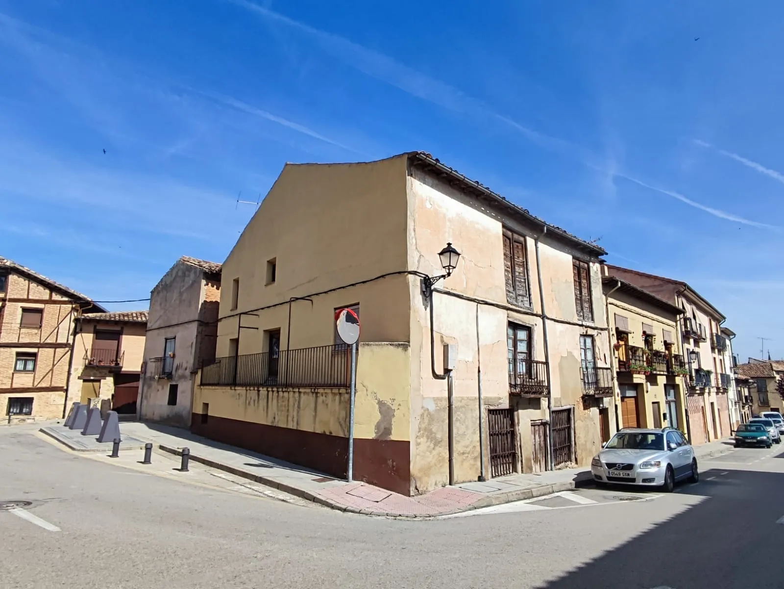 Foto 2 - El Ayuntamiento burgense adquirir&aacute; un edificio para mejorar la seguridad de la calle Rodrigo Yusto