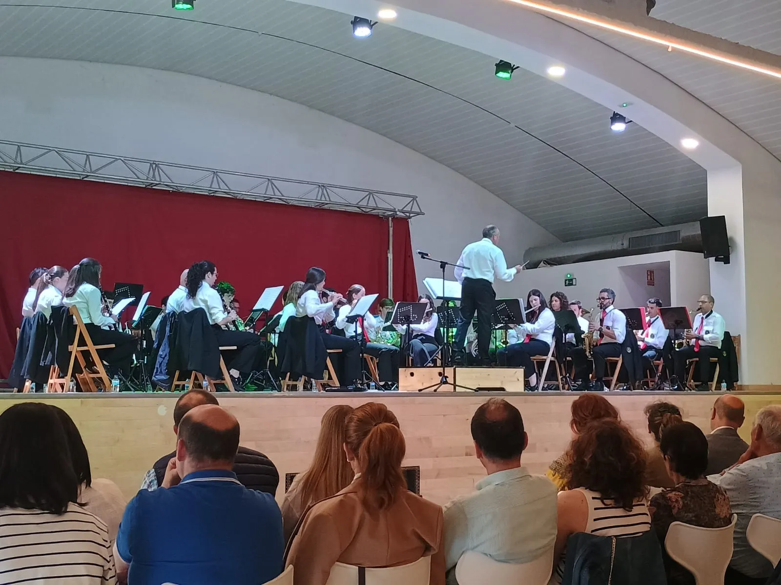 Foto 8 - &Aacute;greda vive con intensidad el inicio de sus fiestas