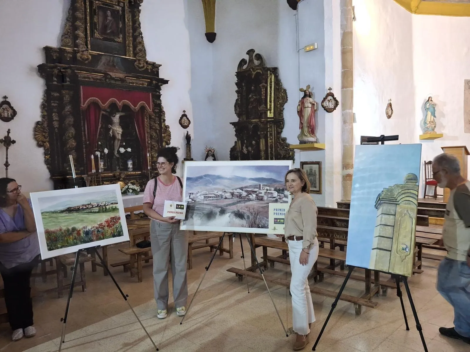 Foto 7 - Elo&iacute;sa Lombarte de la Orden y Abel Florido se alzan con los primeros premios del II Concurso de Arte en el Moncayo