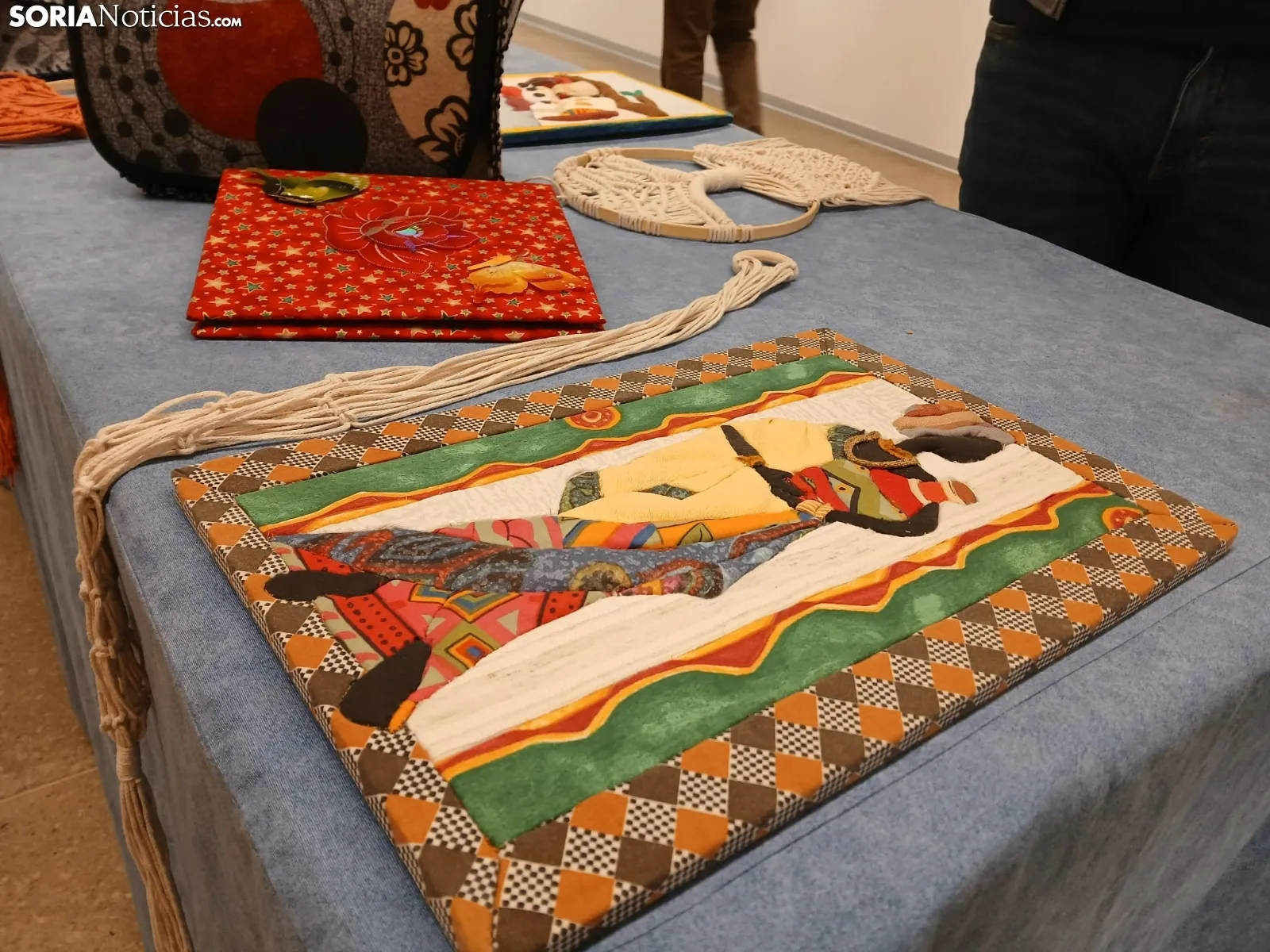 Foto 7 - Vuelve la Subasta Solidaria de las Aulas: arte con valor social, &iexcl;haz tu puja!