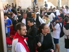 Una imagen previa al desfile del Domingo de Calderas hoy. /PC