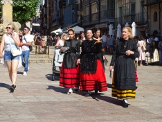 Una imagen previa al desfile del Domingo de Calderas hoy. /PC