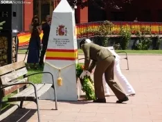 Foto 6 - Fotos: Soria rinde homenaje a los soldados ca&iacute;dos en el acto institucional de la Subdelegaci&oacute;n de Defensa