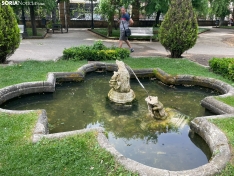 Una imagen de los daños en la figura. /Sara Roncal