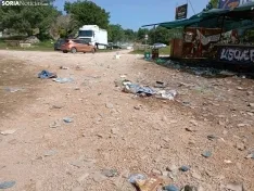 Foto 5 - FOTOS| El botell&oacute;n llena de basura Valonsadero