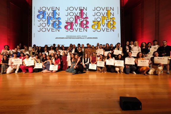 La Junta entrega una treintena de galardones a los jóvenes creadores de la Comunidad en un certamen de ‘Arte Joven’