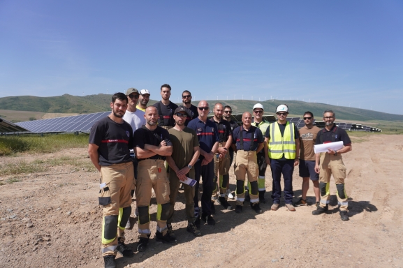 Así se preparan los bomberos de la Diputación para actuar en la creciente red de parques solares