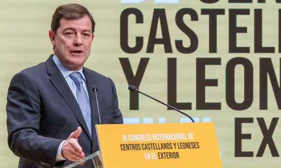 Mañueco destaca la labor de los castellanos y leoneses en el exterior y su papel como embajadores de la identidad y los valores de la Comunidad