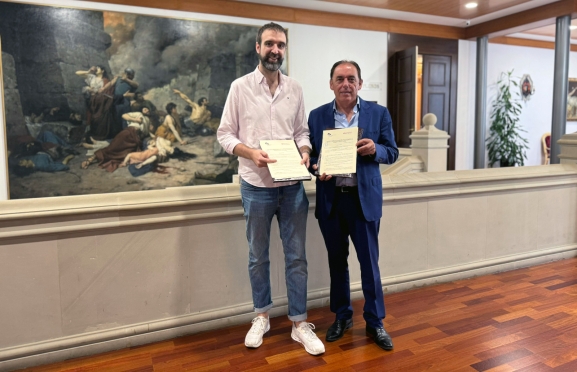 La Diputación refuerza su compromiso con el Sporting Voleibol Soria con 15.000 euros de apoyo