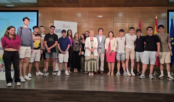 Castilla y León reconoce el compromiso de los jóvenes con el consumo responsable y sostenible en los XX Premios Consumópolis