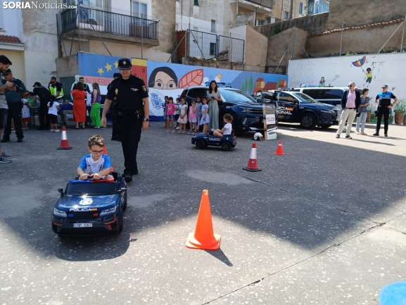 Cerca de 10.000 alumnos de Soria participan en el Plan Director por la convivencia y la seguridad escolar