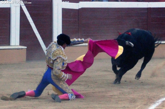 GALERÍA | Cierre taurino de San Juan con lleno y trofeos
