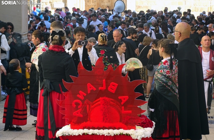 Una de las calderas este domingo sanjuanero. /PC