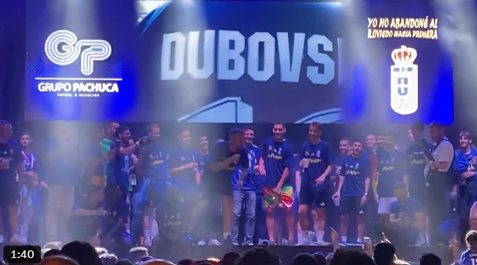 Cervero, en la fiesta del ascenso del Oviedo: Jugó en el Numancia, que mola mucho, pero no hay nada