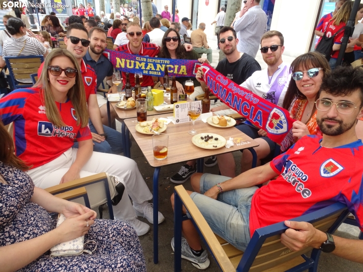 FOTOS | Soria se ti&ntilde;e bermeja