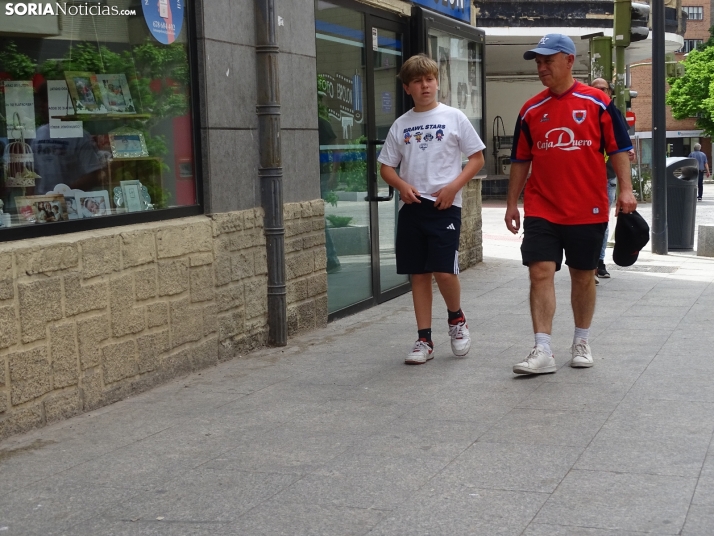 FOTOS | Soria se ti&ntilde;e bermeja