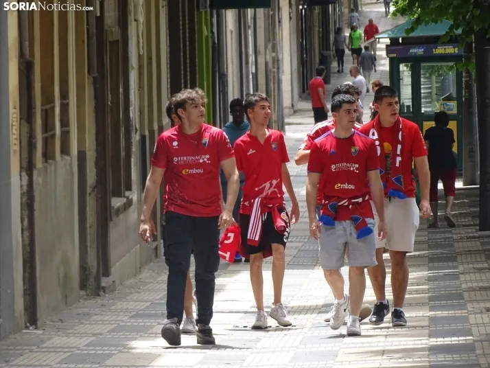 FOTOS | Soria se ti&ntilde;e bermeja