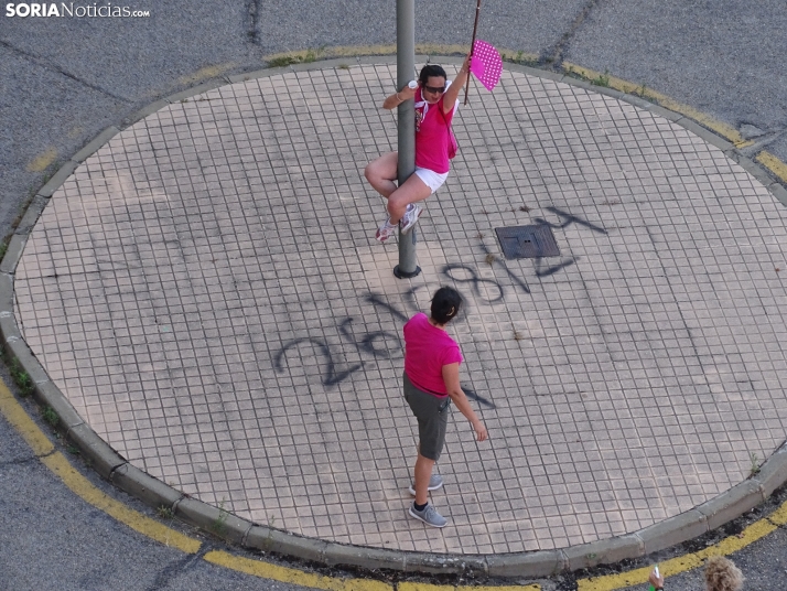 Las chicas de Santiago, en su ronda. /PC