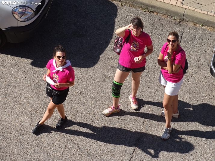 Las chicas de Santiago, en su ronda. /PC