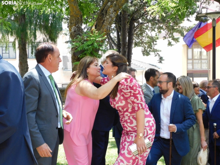 Galer&iacute;a | Los jurados y juradas reciben un sentido homenaje antes del comienzo de las fiestas de San Ju