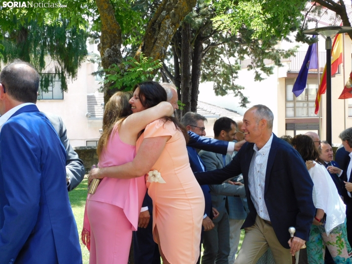 Galer&iacute;a | Los jurados y juradas reciben un sentido homenaje antes del comienzo de las fiestas de San Ju