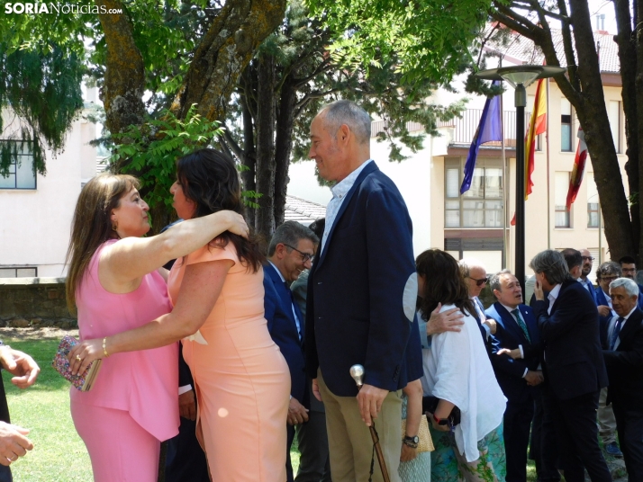 Galer&iacute;a | Los jurados y juradas reciben un sentido homenaje antes del comienzo de las fiestas de San Ju
