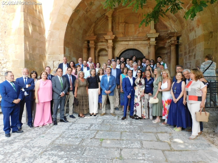 Galer&iacute;a | Los jurados y juradas reciben un sentido homenaje antes del comienzo de las fiestas de San Ju