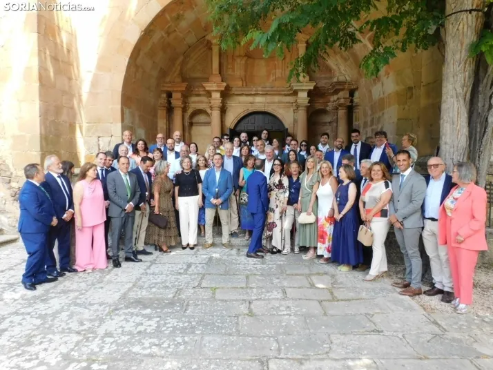 Galer&iacute;a | Los jurados y juradas reciben un sentido homenaje antes del comienzo de las fiestas de San Ju