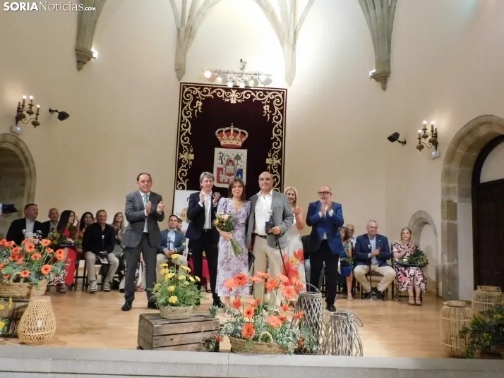 Galer&iacute;a | Los jurados y juradas reciben un sentido homenaje antes del comienzo de las fiestas de San Ju