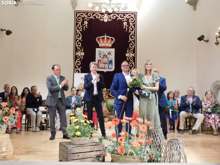 Galer&iacute;a | Los jurados y juradas reciben un sentido homenaje antes del comienzo de las fiestas de San Ju