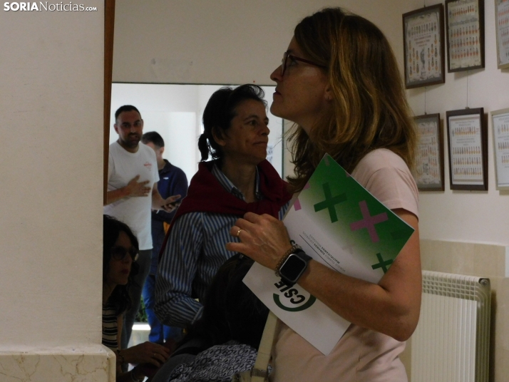 Cientos de aspirantes se examinan en Soria para optar a una plaza de Auxiliar Administrativo de la Junta de Ca