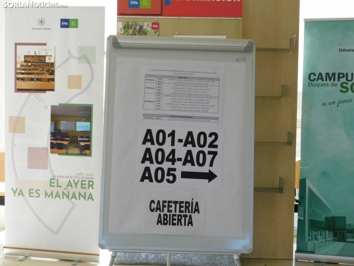 Cientos de aspirantes se examinan en Soria para optar a una plaza de Auxiliar Administrativo de la Junta de Ca