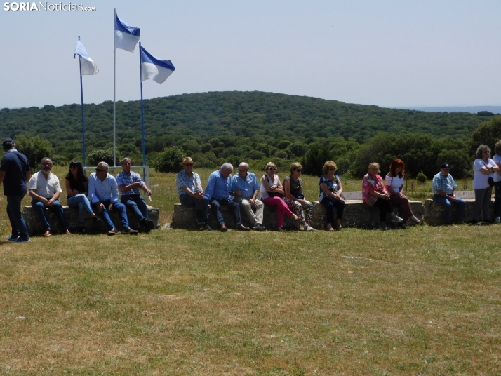 Fotos: Cientos de fieles acuden a la Romer&iacute;a de la Virgen de Inodejo