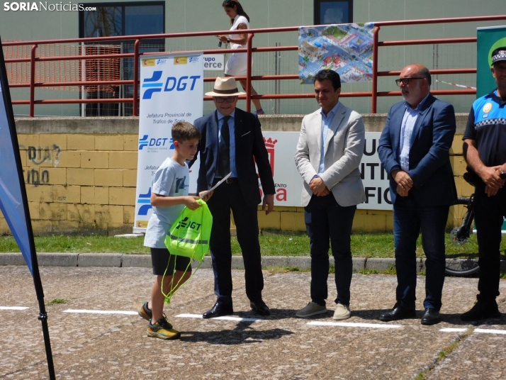 Fotos: Entrega de premios y diplomas en el Parque Infantil de Tr&aacute;fico de Soria