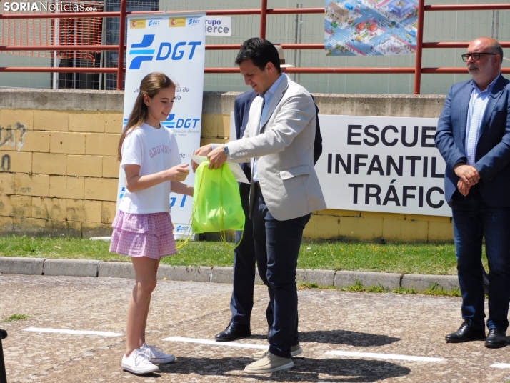 Fotos: Entrega de premios y diplomas en el Parque Infantil de Tr&aacute;fico de Soria