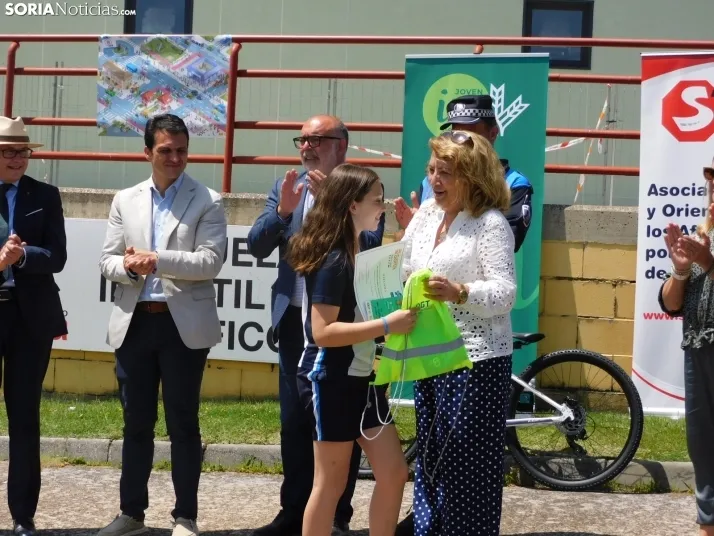 Fotos: Entrega de premios y diplomas en el Parque Infantil de Tr&aacute;fico de Soria