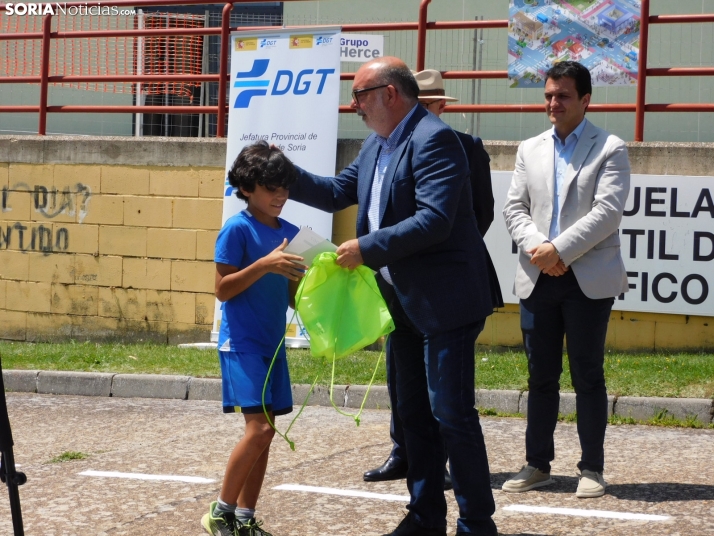 Fotos: Entrega de premios y diplomas en el Parque Infantil de Tr&aacute;fico de Soria