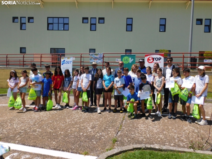 Fotos: Entrega de premios y diplomas en el Parque Infantil de Tr&aacute;fico de Soria