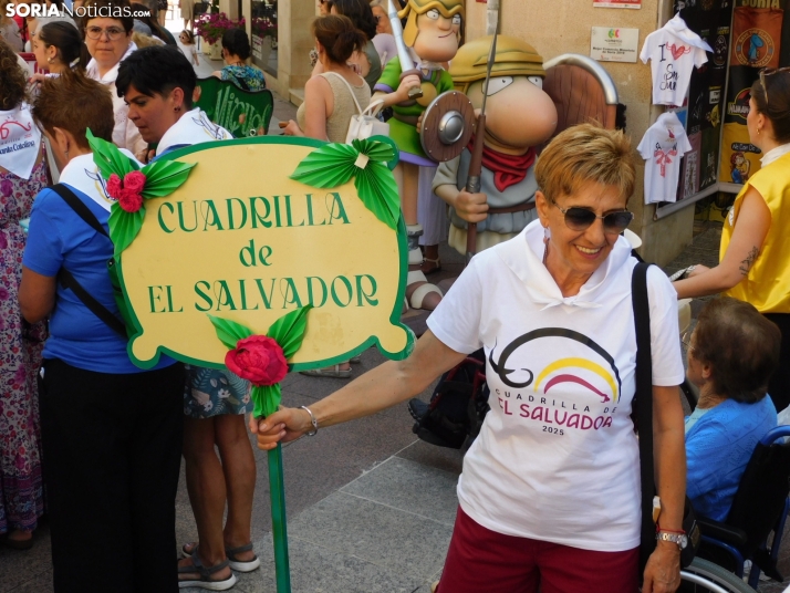 FOTOS: Alzheimer Soria inaugura los Sanjuanes con su tradicional 'Domingo de Calderas' 