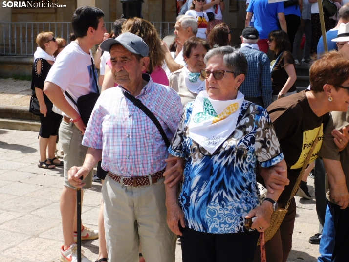FOTOS: Alzheimer Soria inaugura los Sanjuanes con su tradicional 'Domingo de Calderas' 