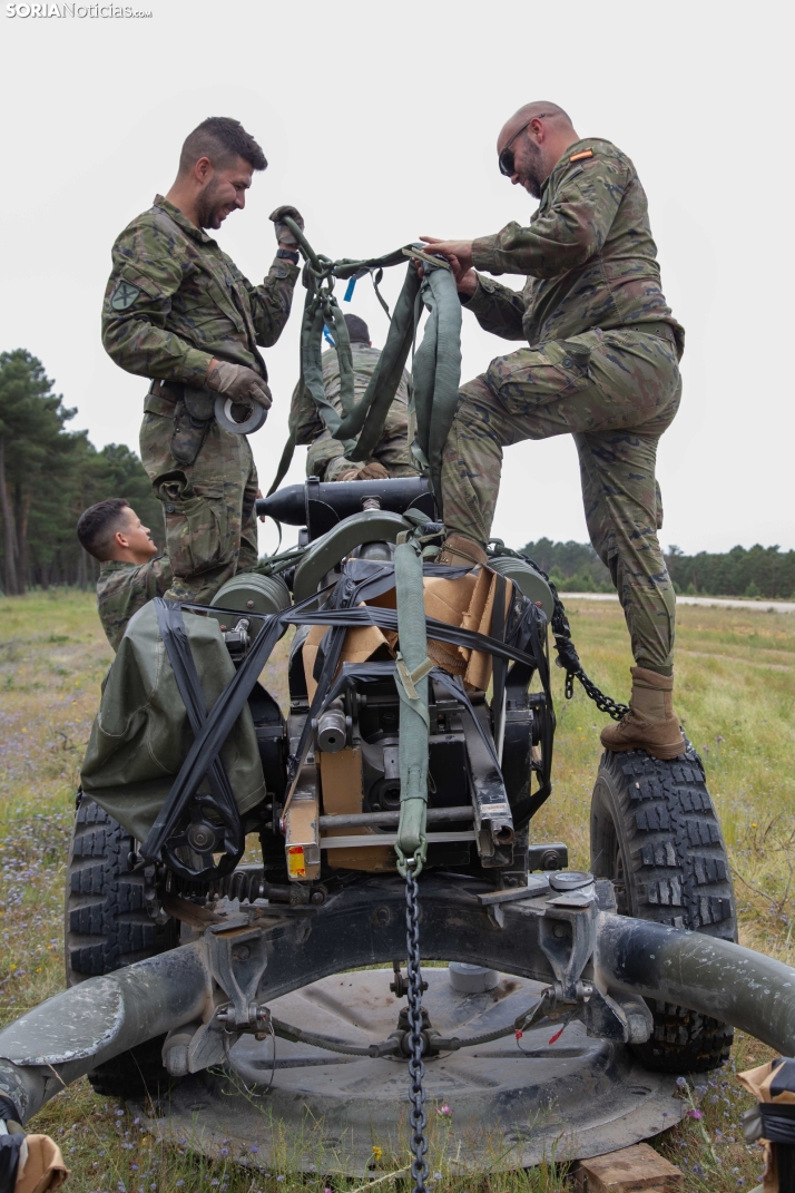 Ejercicio aéreo militar en Navaleno