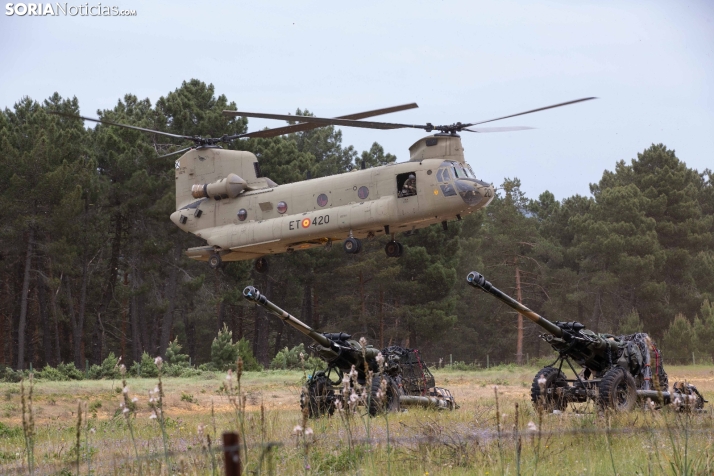 Ejercicio aéreo militar en Navaleno