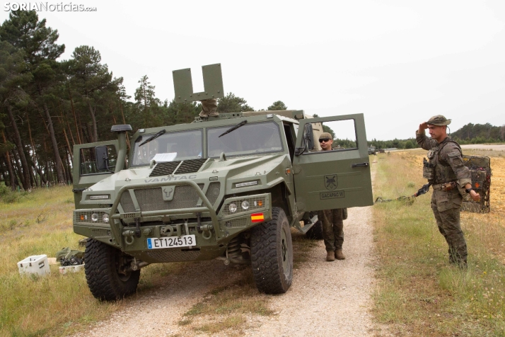Ejercicio aéreo militar en Navaleno