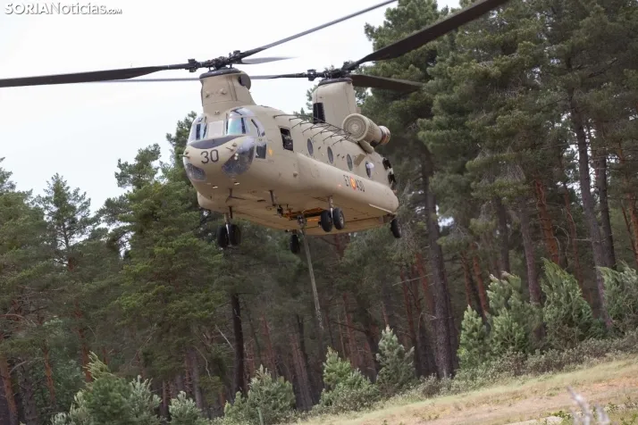 Ejercicio aéreo militar en Navaleno