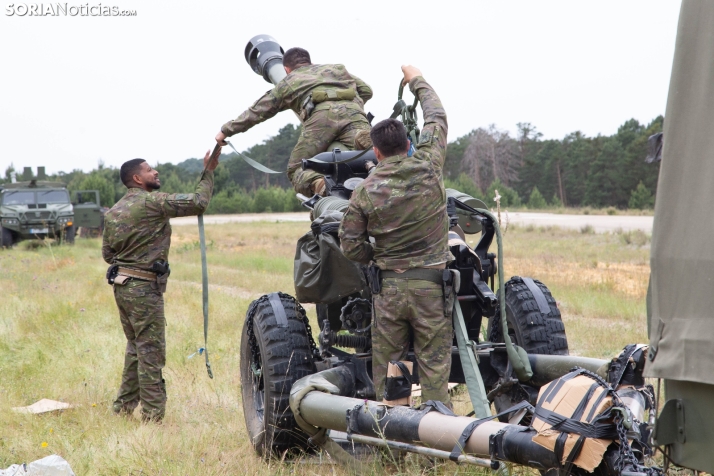 Ejercicio aéreo militar en Navaleno