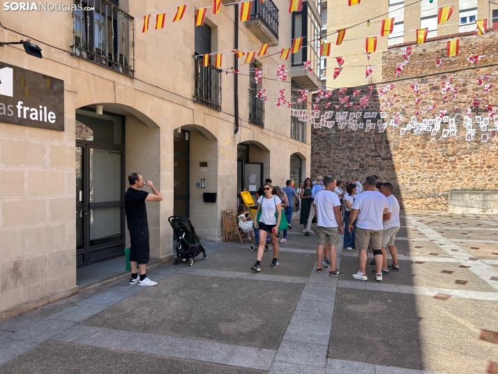Fotos: Los sorianos acuden en masa a las cuadrillas para recoger sus tajadas del Domingo de Calderas
